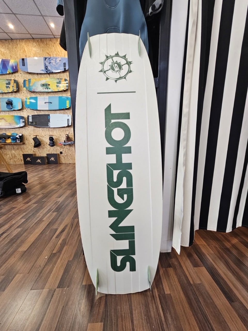 Slingshot Asylum 134 - Used