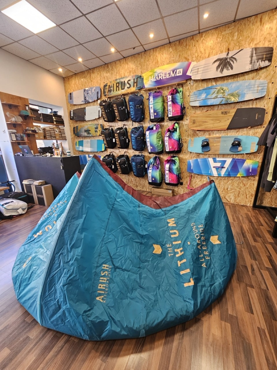 Airush Lithium v13 7m - Used