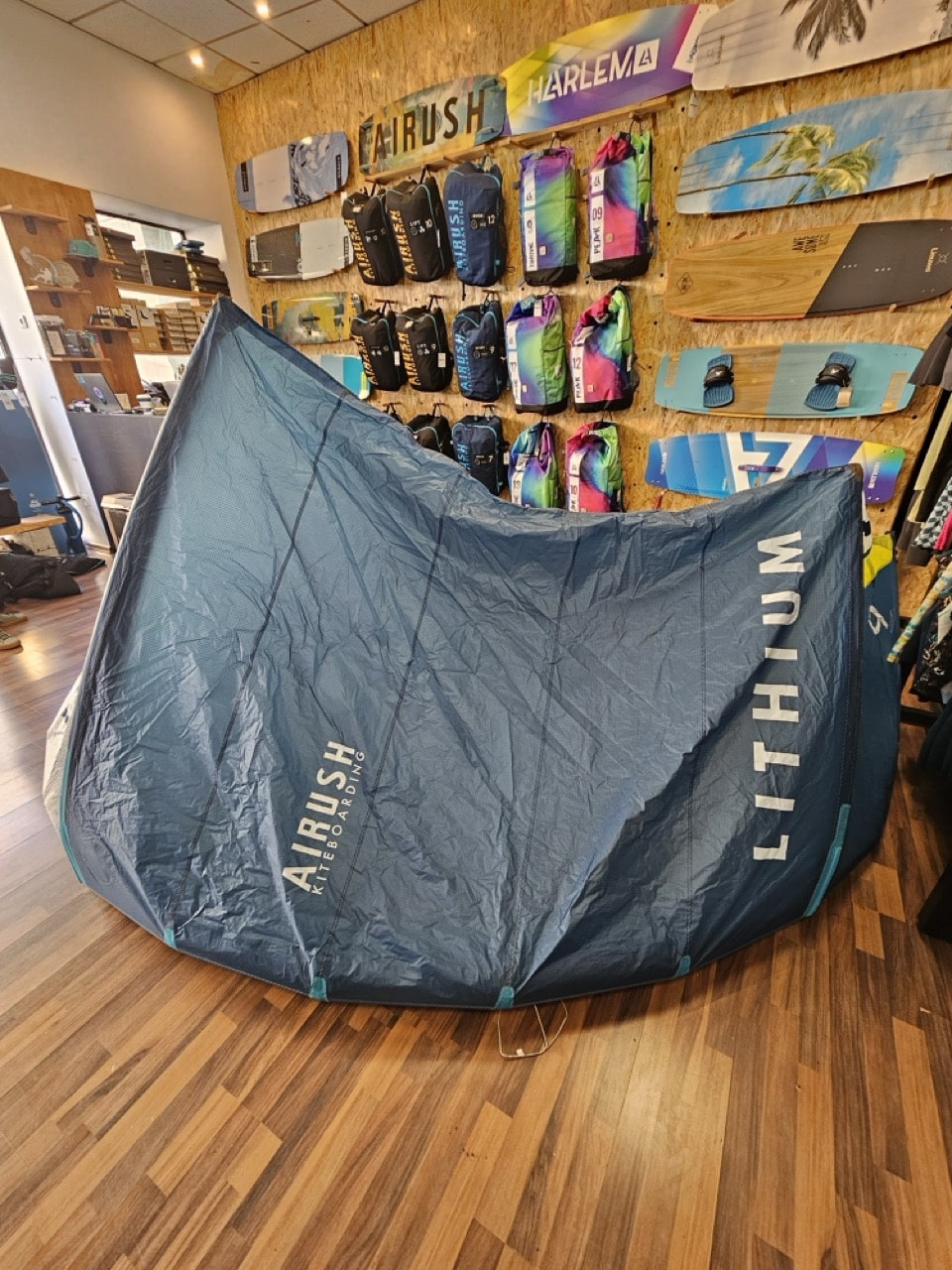 Airush Lithium V14 9m - Used