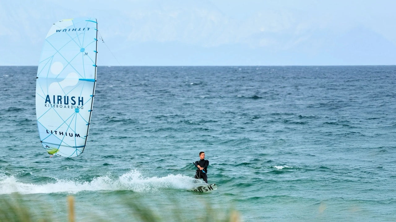 Kitesurfing in Greece – Ride with WindCircus Nafpaktos