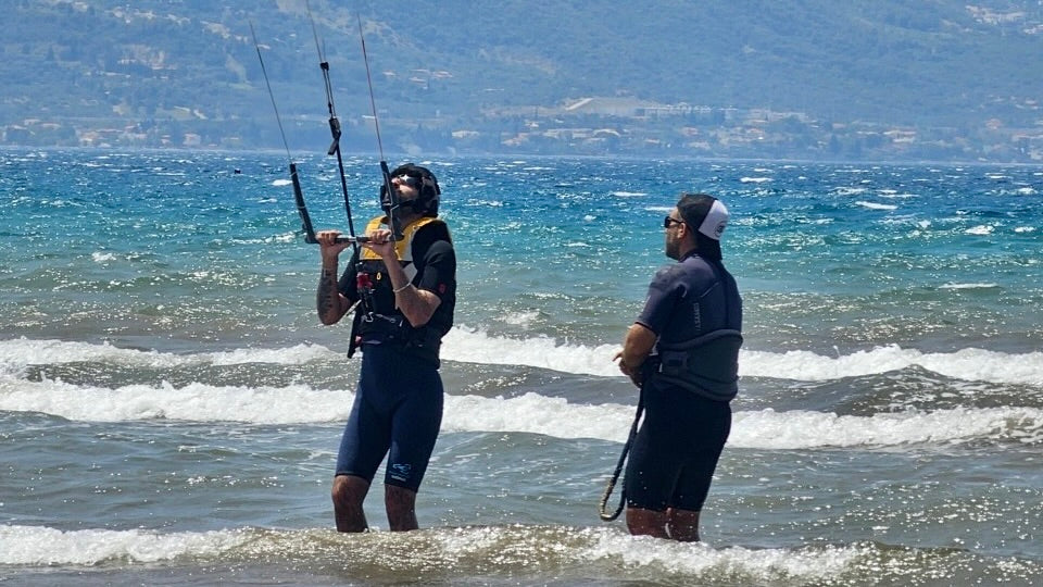 Learning kite control in swallow water in Nafpaktos